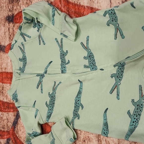 Bundle Old Navy pajamas - Picture 9 of 10